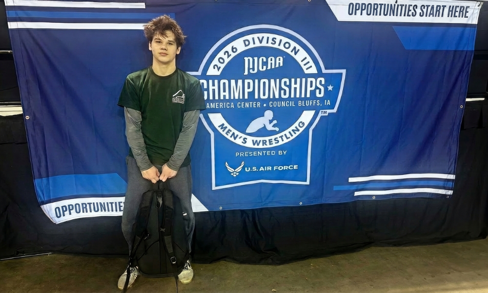 Gomer Caps Inaugural Wrestling Season With Appearance At NJCAA Championships; Grabs First-Ever Win In Tournament